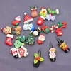 Dekoracje gwoździ dziedziny 24 siatki Xmas Design Cartoon Charms 48pcs Zestaw Rok Bożego Narodzenia Manicure Akcesoria 28061800151