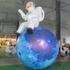 Atividades ao ar livre Atronauta inflável de iluminação liderada por atacado 2022 Blow Up Spaceman Pilot Toy para evento astronômico e festa