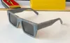 Vierkante zonnebril Blackdark Gray Lens Designer bril Women Gafas de sol UV Bescherming Oogslijtage met Box8084249