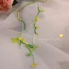 Zincirler Küçük Taze Tatlı Düzensiz Boncuklu Çiçek Kolyesi Sevimli Yeşil Yağlı Boya Pirinç Boncuk Kemik Zinciri Boyun Zincir Zincirleri