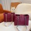 26 CM * 21 CM Designers De Luxe Sacs À Bandoulière Style Classique Mode Moraillon Fermeture Éclair Cross Body Femmes Walttes Haute Qualité Sacs À Main Messenger Sac HQY13526