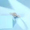 Moissanite Ring Liu Shishi dezelfde paragraaf 1 karaat kruis six-klauw simulatie diamant verzilverd 18k witte goud diamant