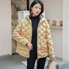 Qingwen hiver mode coréenne à capuche en vrac léger 90% blanc canard doudoune femmes court décontracté Parka Streetwear pardessus L220725