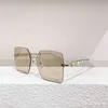 デザイナーサングラス10％オフ高級デザイナーNew Men's and Women's Sunglasses 20％Off Fashionバージョンホットファミリークリスタルリベットレッグフレームレスni同じ