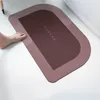 Tapetes de banho Almofada de lama de diatomácea Almofada absorvente para vasos sanitários Almofadas de pés antiderrapantes Secagem rápida Lavagem à mão Tapete de banheiro oval WH0111