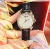 Populaire luxe dames klein horloge 33 mm mode dameskleding horloges lederen band geïmporteerde kristallen spiegel dame quartz horloge orologio di lusso geschenken