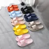 Chinelos Litthing Casais Elegantes Sandálias Adultos Slip-Proof Grosso-Solado Ao Ar Livre Homens Flip Flops Casa Sapatos Mulher