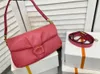 Yüksek kaliteli 2022 moda kadın tasarımcı çanta omuz çantası lüks tote çanta cüzdanı kutu crossbody çantaları sırt çantası küçük mini zincir cüzdanlar Noel hediyeleri için