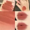 Kolory błyszczące LIG Retro Velvet Matte Lipstick Komestic Waterproof Długość jedwabisty jedwabisty lipgloss seksowny czerwony makeuplip Wish22