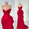 Eleganti abiti da ballo a sirena rossa Taglie forti Scollo rotondo Liste Increspature Pieghe Abito da sera da sera Abiti da cerimonia speciali per occasioni speciali Vestidos Custom Made