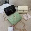 2022 luxes femmes chaîne sacs à bandoulière Designers coeur vague motif sacs à bandoulière Messenger sacs Pruse chaîne fourre-tout noir vert blanc