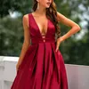 Sexy rouge année Robe De soirée hiver robes De soirée col en V Satin bal longue Robe élégante Robe De soirée W220421