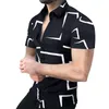 Mäns avslappnade skjortor Sommarmän lyxiga svarta vita randiga tryckta Hawaii 2022 män kläder cardigan kort ärm klänning skjorta