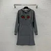 Gatastilklänningar Designer Autumn Hooded Long Sleeve Fashion Milan Runway Dress Märke Samma kvinnor 91HN
