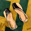 Moda Sandalet 2022 Yeni Klip Toe Yarı Baotou Açık Burun Serin Terlik Düz Roma Bayan Ayakkabıları