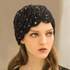 Berets Sequins Knitting Beret Caps Women Winter Autumn Korean Knit Cap Girl Sweet Lovely Flower Fashion Elegant Warm Hat H6773Berets Chur22