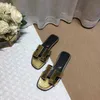 Womens Beach slippers beroemde Klassieke Platte hak Zomer Designer Mode flops leer dame merk Dia's famale schoenen Hotel Bad Dames sexy Sandalen Groot