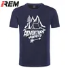 Rem Adventure Czeka Koszulka Letter Travel, Sosna, Góry, Namiot Drukowanie Najwyższej jakości Czysta Bawełna Unisex 220325