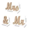 Bröllopsdekoration trä Mrs Desktop Ornament Wood Letters Sign For Gift Party Home Table Decor 30 to 10cm 220629