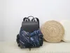 2023 Mochilas de viaje de diseñador Montañismo Bolsas de lona Mochilas escolares Hombres Damas Bolsos Carteras Bolsos de hombro de cuero de nylon 9047