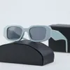 Óculos de sol de designer de luxo para mulher Man Brand Goggle Beach Sun Glasses Retro Moder Frame UV400 Unissex Sunglass Black Opcional HIG6524027