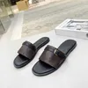 Lock It Mule Sandalias planas Toboganes para mujeres Slipper de verano Mujeres Diseñador de tacón negro de cuero de tacón blanco con caja NO372