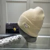 Mode Gestrickte Schädel Hut Beanie Einfache Ball Kappe Kaschmir Für Männer Frauen Designer Winter Hüte