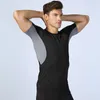 Personnalisez les T-shirts de course pour hommes Compression à séchage rapide Hauts à manches courtes Fitness Gym Jersey Vêtements de sport élastiques Rashguard 220704