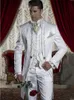 Белые смокинги для жениха с вышивкой, Китайские костюмы с воротником-стойкой для жениха, мужские свадебные платья для выпускного и ужина, деловые костюмы (куртка + брюки + жилет) G5046
