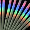 LED -Leuchten auf Baumwollbonbonkegeln glühende Stöcke undurchlässige farbenfrohe Marshmallow GG1108