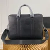 Luxury Nylon Totebag Classic Saffiano Leather Work Bag Woman Totes Shopping Väskor fungerar Handväskor Business Laptop Messenger Väskor