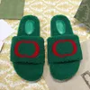 Luxury Slide Designer Moda Donna Sandali di lana Pantofole comfort caldo Scarpe pantofola donna Autunno Inverno Scivoli Scuff Sandalo Taglia 35-41