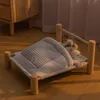 猫のベッドのためのペットラウンジャー取り外し可能な寝袋ハンモック木製冬暖かい子猫猫ハウスペットベッド小犬ソファマットサプリ210713