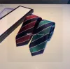 Cravates de luxe brodées d'abeille 100% soie, Cravate faite à la main pour hommes d'affaires, Corbata Cravattino avec boîte cadeau 282M
