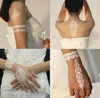 Tymczasowa naklejka tatuaż wesele dekoracja biała koronka Indian Mehndi Sexy Body wodoodporne naklejki dla kobiet festiwal kostiumy imprezowe odzież akcesoria