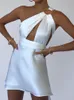 Fantoye Sexy Hollow Out Bandage Women Dress White Asymmetrical High midje Mini Dress Women Spring Skinny Fashion Streetwear 220601