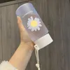 500ml 소형 데이지 투명 플라스틱 물병 머그잔 BPA 무료 크리에이티브 프로스트 물병 휴대용 로프 여행 차 컵 도매