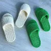 Lyxvarumärke Peep Toe Tjock Sole Women Slippers Green Corduroy Flat Outwear Ladies Slides Summer Autumn Runway Flip Flops Women G220816