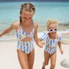 Toddler Girls Costumi da bagno Estate Ombra Marca Baby Hawaii Abbigliamento per bambini Fiore Costumi da bagno Costumi da bagno per bambini Cute Bikini 220425