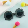 Occhiali da sole per bambini Occhiali da sole a cerchio con fiori carini Occhiali da sole per bambini Regali per esterni Anti-uv Fotografia da spiaggia Viaggi universali DLH925