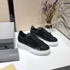 2022 Designer Sapatos casuais Plataforma Sapatos de ginástica Mulheres Sneaker de viagem Treinadores de laço de couro de couro Sapato de fundo grosso tênis de tênis lady34-46