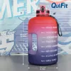 Quifit2.2l / 3.78lbouncing Straw Sports Gallon Garrafa de água aptidão / casa / ao ar livre, tornando-o à prova de poeira e à prova de vazamento 220307