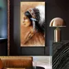 Nowoczesne kolorowe plemię dziewczyny pióra warrior płótno plakaty malarskie i druk sztuki ścienne obraz do salonu wystrój domu cuadros