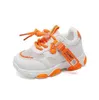 2022 Spring dzieci swobodne buty sportowe modne oddychające na drutach miękkie dno, które nie poślizgnęły się, dla chłopców dziewcząt G220517