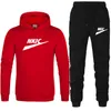 Casual Merk Mode mannen Trainingspak 2 Stuk Hoodies en Broeken Dames Zweetkostuums letter Print Jogger Sets Streetwear Mannen Kleding