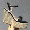 Hakiki Deri Sandalet En Kaliteli Klasikler Toka Ön Arka Kayış Kama Ayakkabı 13 cm Topuklu Platformu Büyük Boy 35-42 Tasarımcı Sandal Kadınlar için Fabrika Ayakkabı