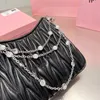 Роскошь женские сумки бренды Totes Fashion New Half -Round Имитированный хрустальный подмышка для цепочки.