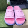 صندل نسائي منزلق مع G Designer Sandals - منصة Slide Mens Flip Flops أحذية الصيف موضة شبشب عريض مع صندوق