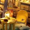 Objets décoratifs Figurines assemblées bricolage enfants maison LED boîte à musique délicate Miniature avec cache-poussière modèle jouet anniversaire cadeau décoration