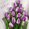 Flores decorativas Wrinalh Heads Bouquet de tulipas artificiais para o quarto de casa Decoração de casamento de festa Excelente ideia de presente para mães Dayde